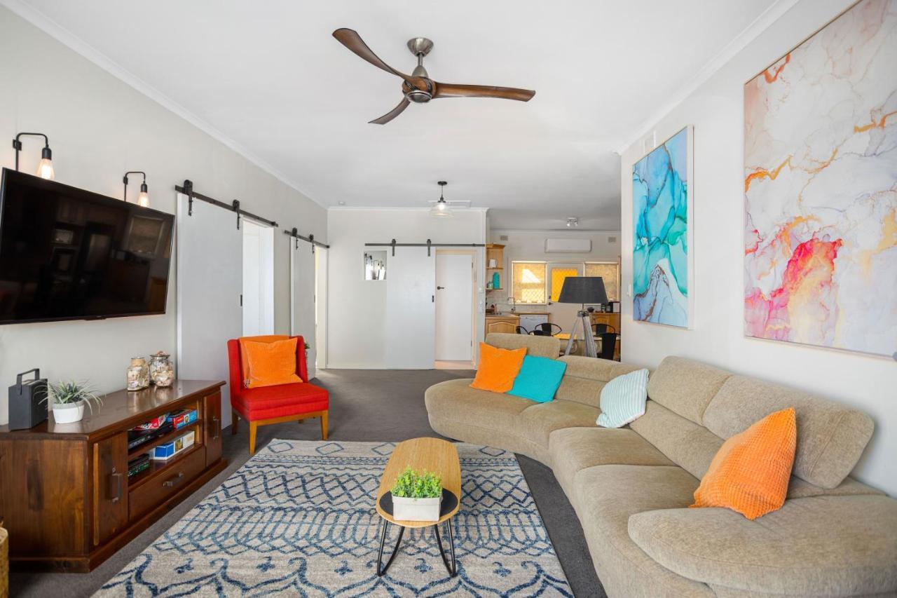 Horizon 235 Apartment เกลเนลก์ ภายนอก รูปภาพ
